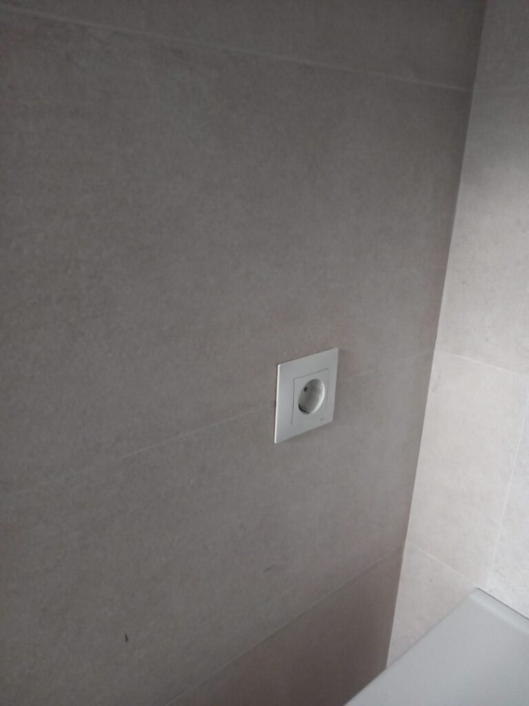 WhatsApp Image 2025-12-15 at 11.16.01 (3)